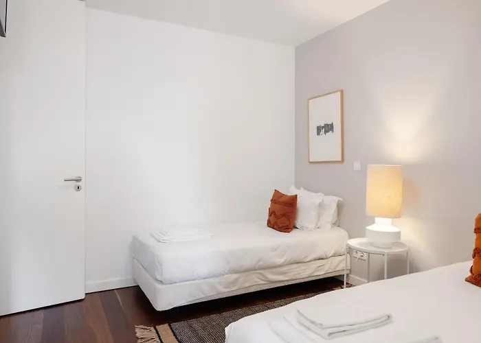 Deco Gem In Center Apartament