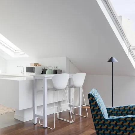 Deco Gem In Center Apartment Lisbon
